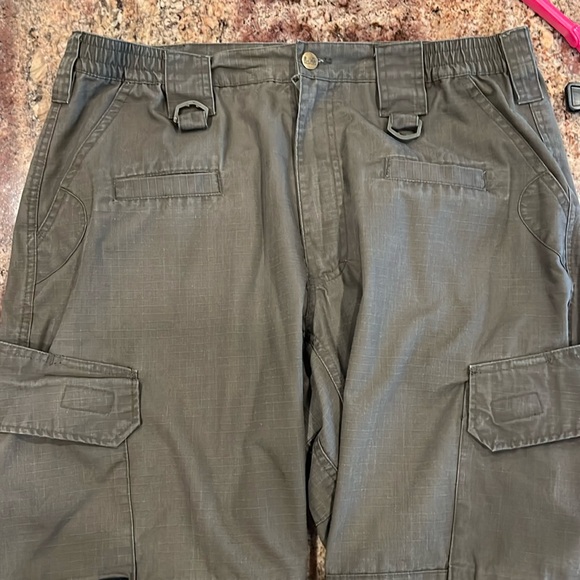 36x32 Tactical Cargo Pants • Charcoal • LAPG • VG Condition - Picture 2 of 8